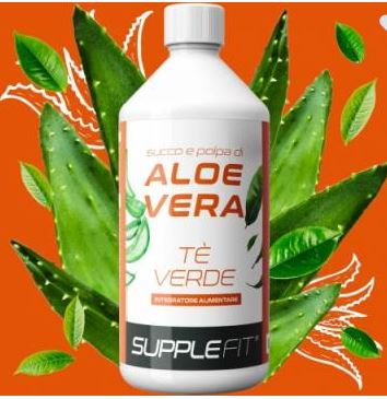 Jus Et Pulpe D’aloe Vera Avec Du Thé Vert